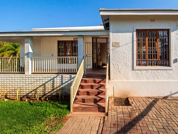 2 Bedroom House 2 Bedroom House