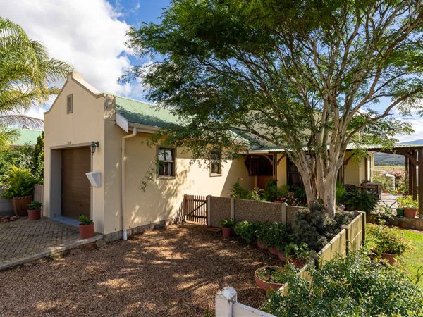 2 Bedroom House 2 Bedroom House