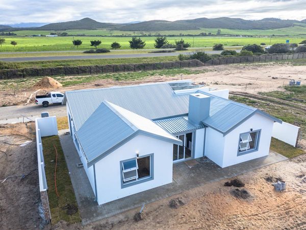 3 Bedroom House 3 Bedroom House