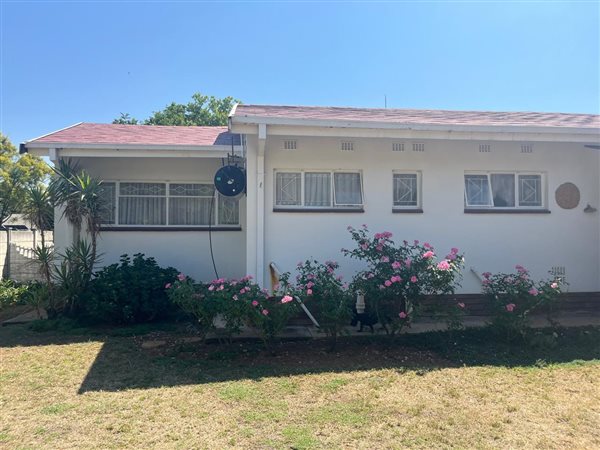 3 Bedroom House 3 Bedroom House