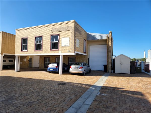 175  m² Commercial space