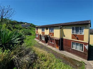2 Bed Flat in Newlands East