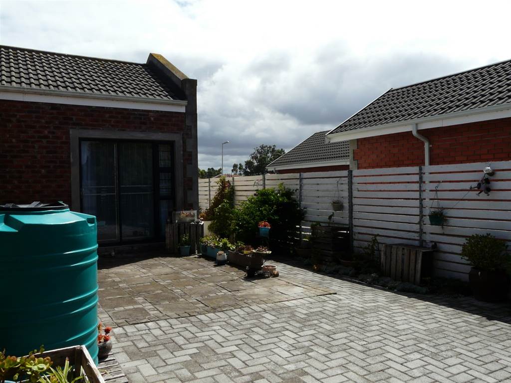 2 Bed House in Pinelands photo number 19