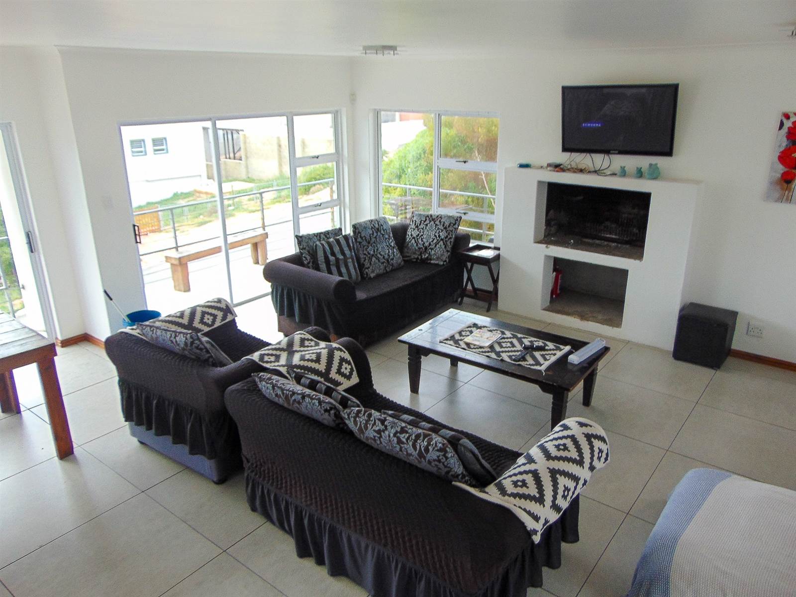 4 Bed House in Agulhas photo number 9