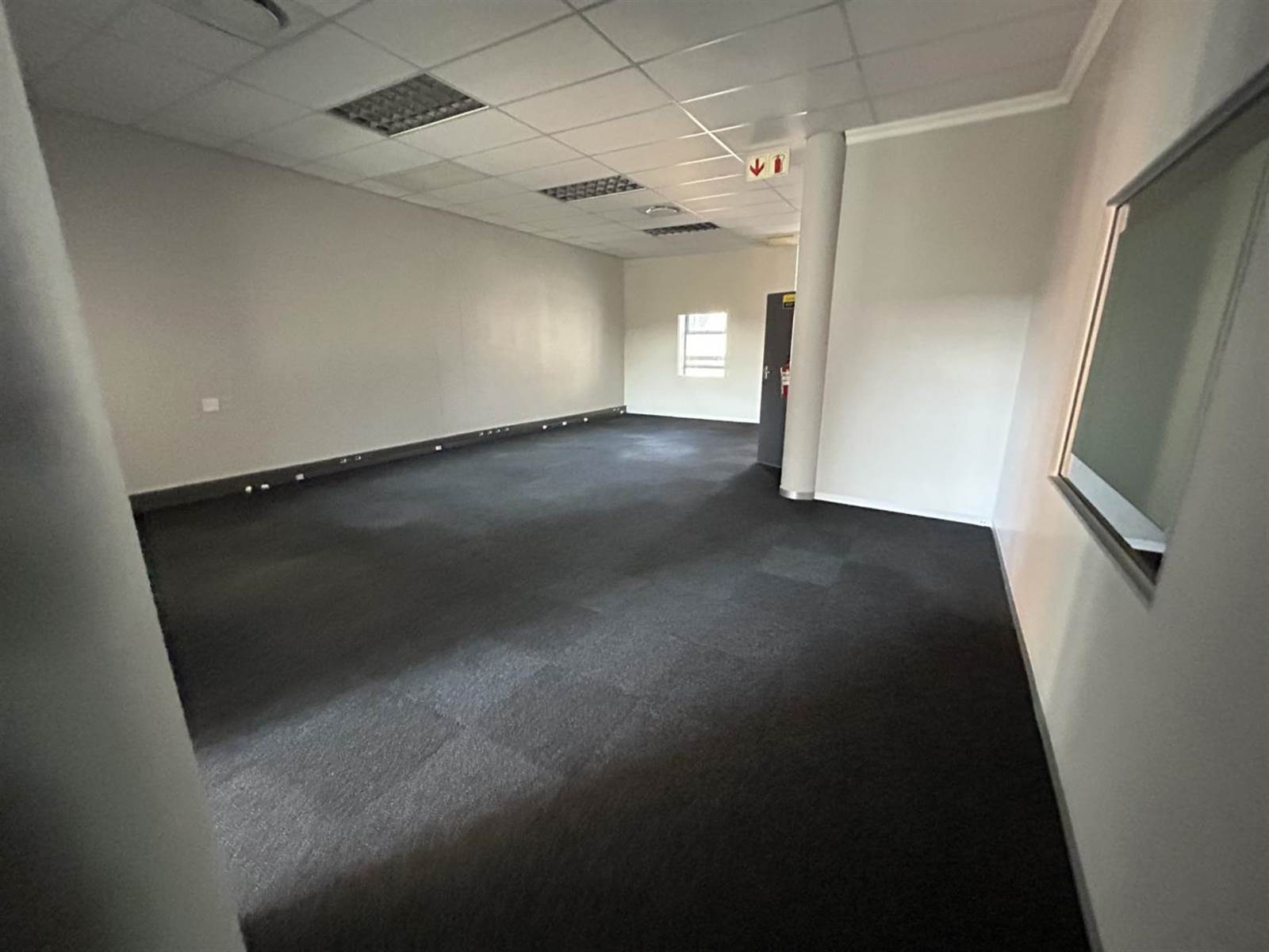 299  m² Office Space in Highveld photo number 14