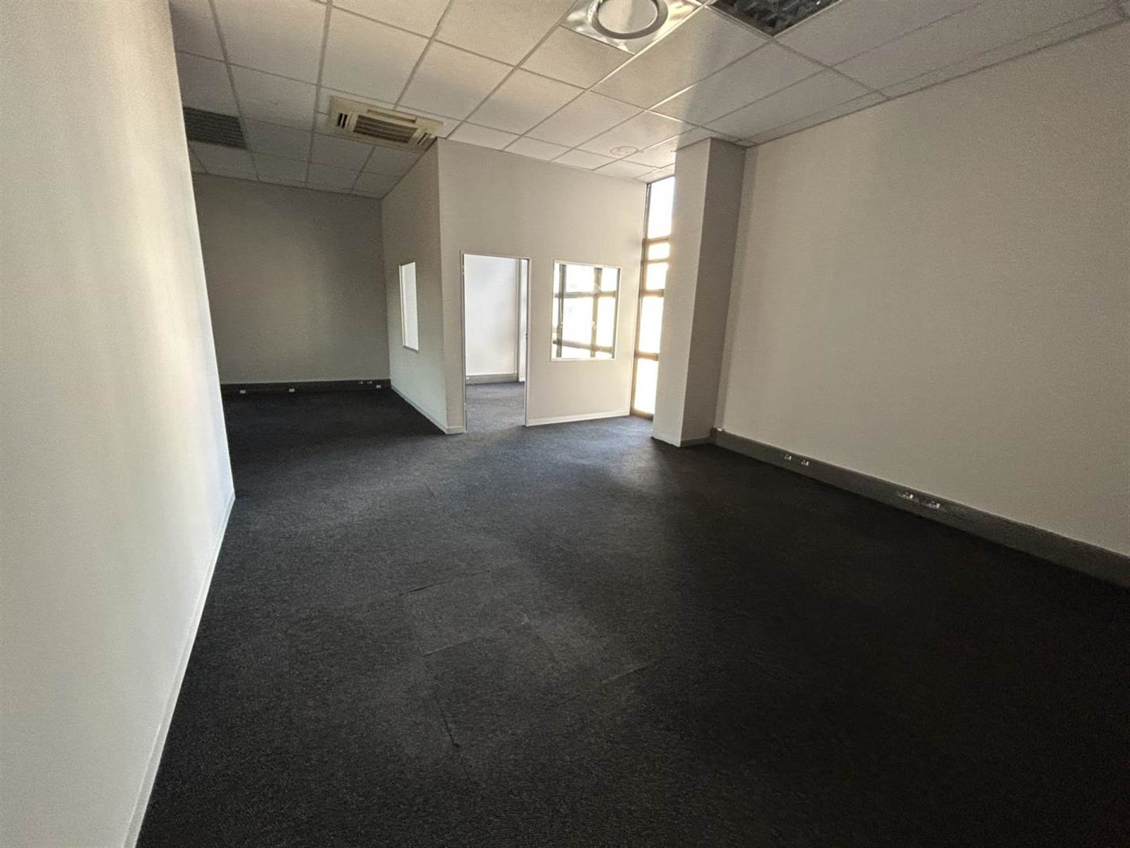 299  m² Office Space in Highveld photo number 4