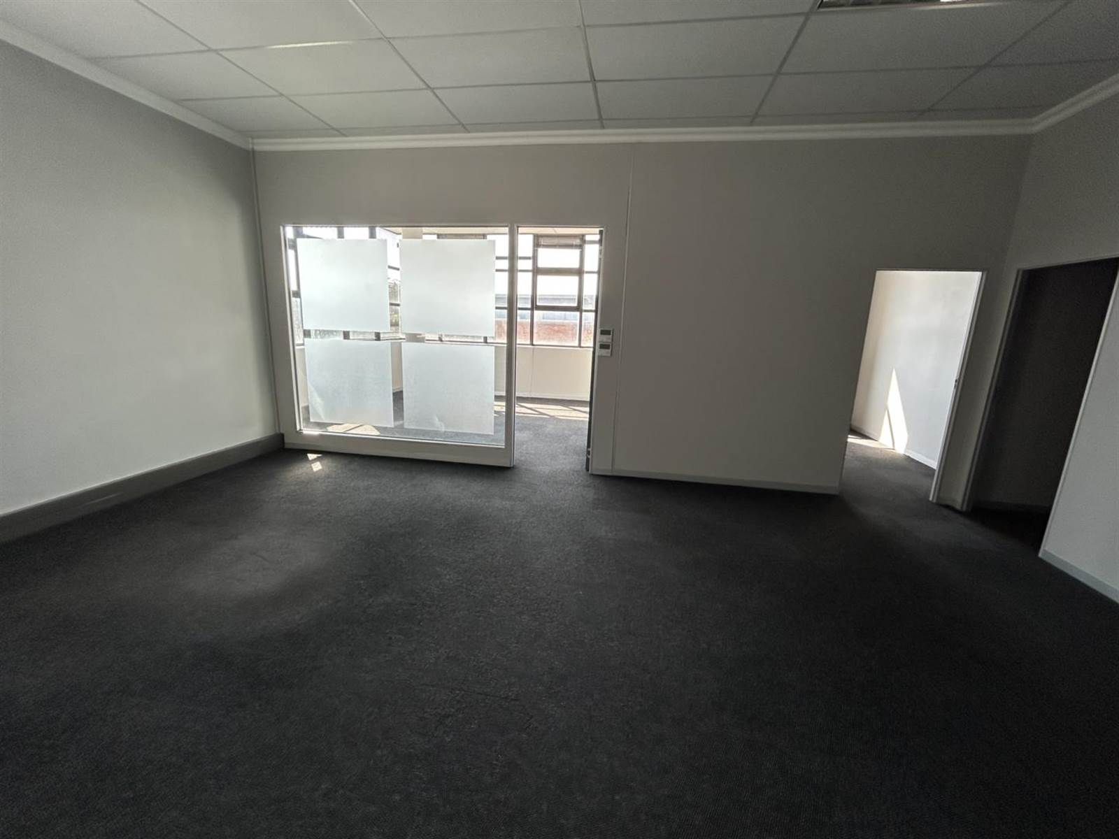 299  m² Office Space in Highveld photo number 10
