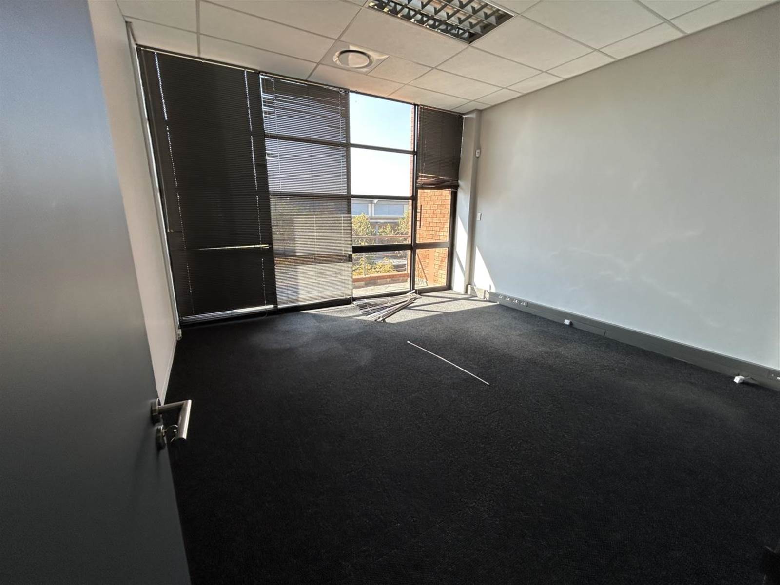 299  m² Office Space in Highveld photo number 11