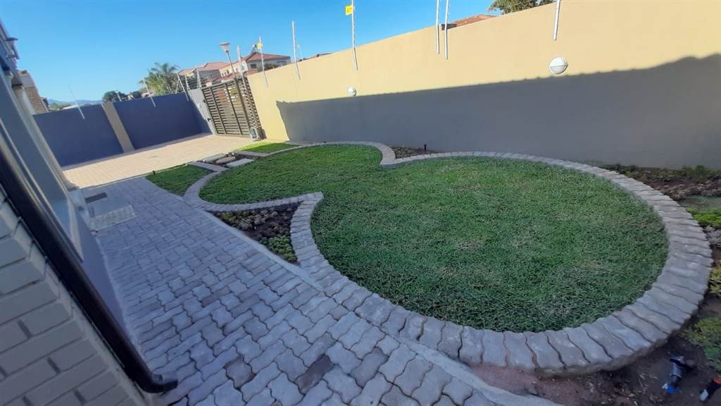 2 Bed House in Louis Trichardt photo number 5