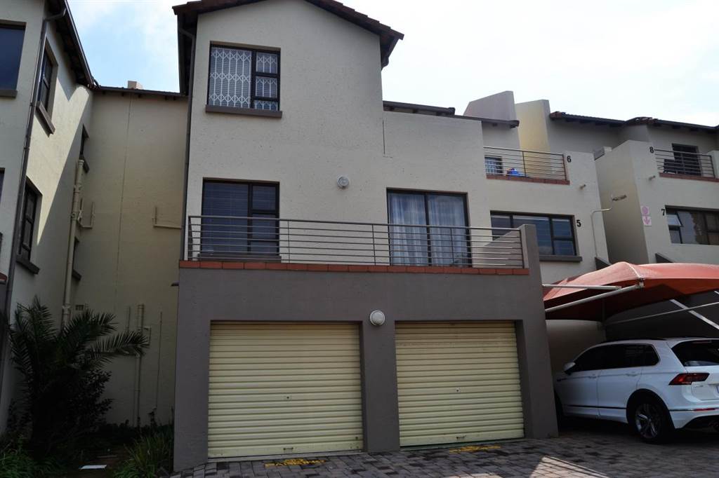 2 Bed Townhouse in Linksfield Ridge photo number 17