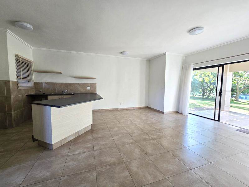 1 Bed Apartment in Palm Lakes Estate photo number 9