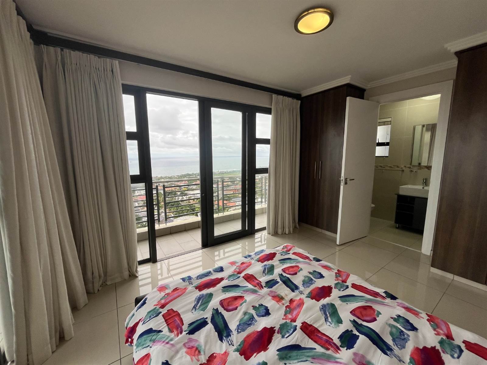 2 Bed Apartment in Umhlanga Ridge photo number 18