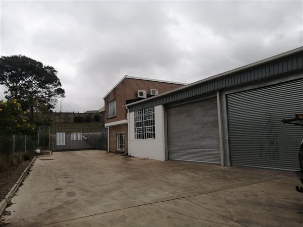 450  m² Industrial space