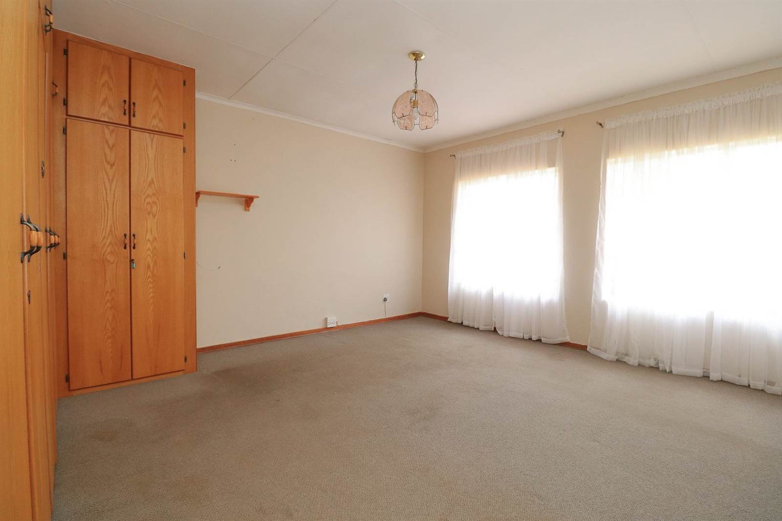 3 Bed Townhouse in Oudorp photo number 17