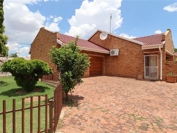 3 Bed Townhouse in Oudorp