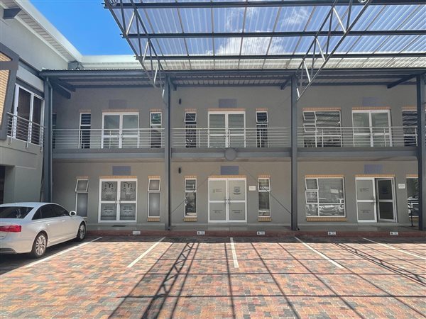 142  m² Commercial space in Polokwane Central
