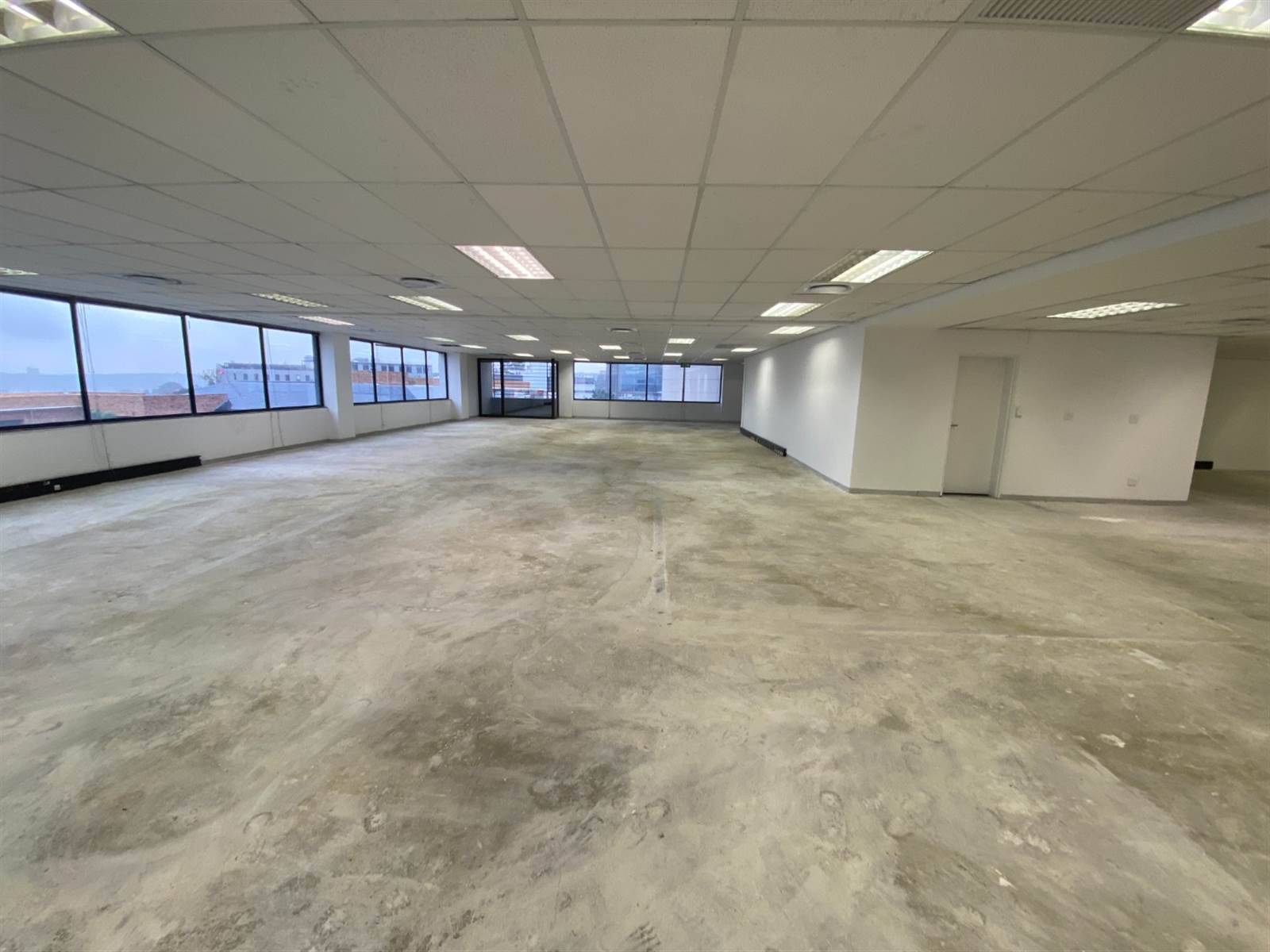 1065  m² Commercial space in Sandown photo number 4