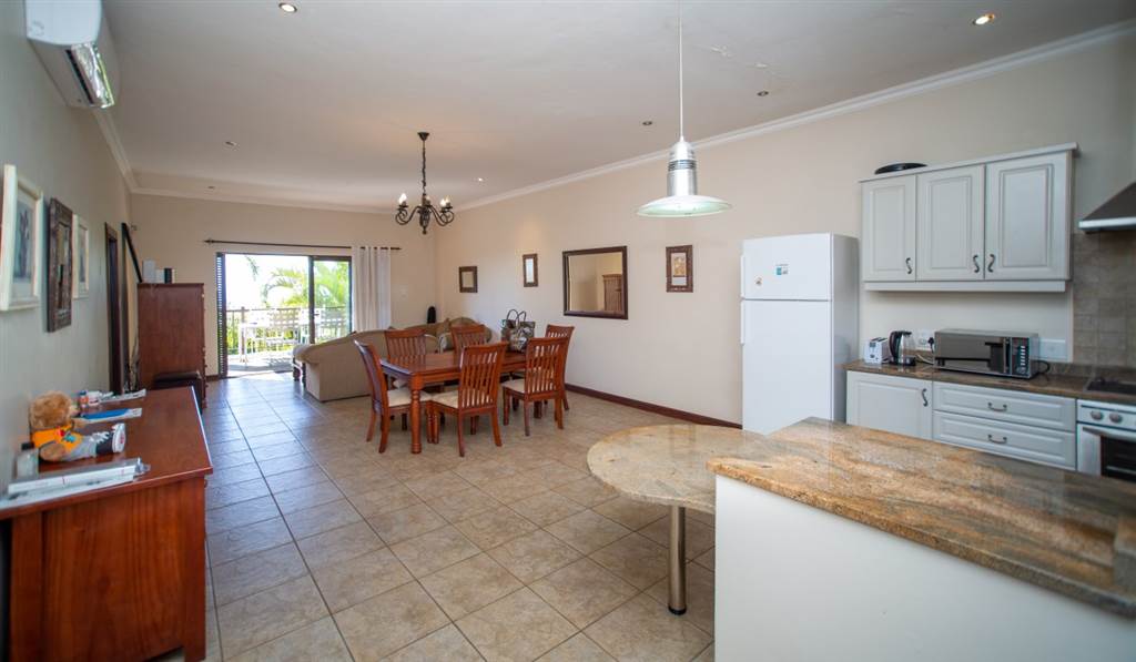 2 Bed House in Umhlanga Rocks photo number 2