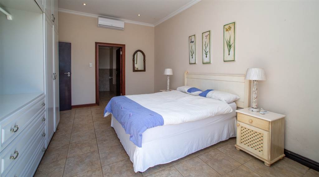 2 Bed House in Umhlanga Rocks photo number 9