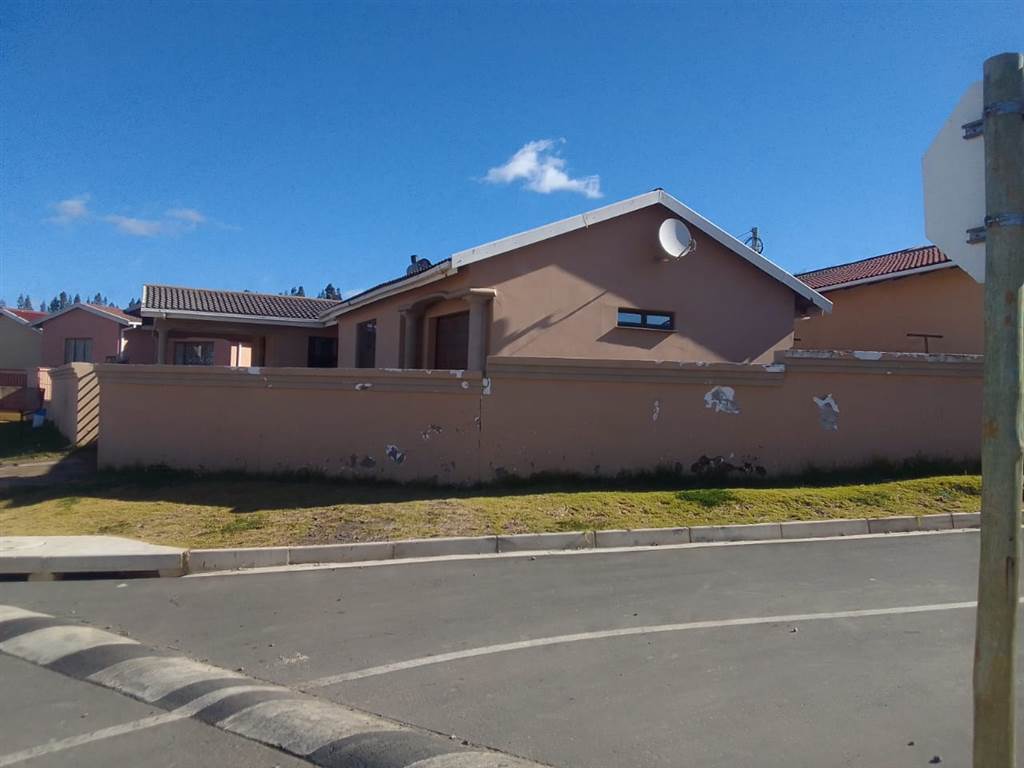 3 Bed House in Kokstad photo number 19