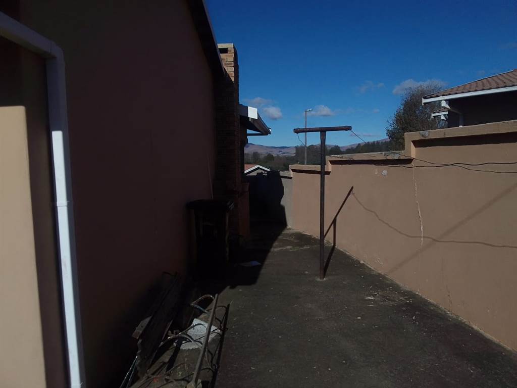 3 Bed House in Kokstad photo number 18