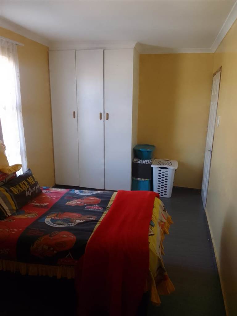 3 Bed House in Kokstad photo number 15