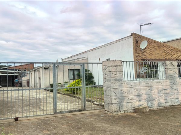 2 Bedroom House 2 Bedroom House