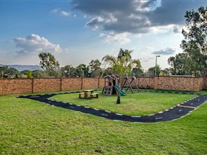 2 Bed Apartment in Honey Park