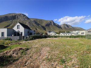 703 m² Land available in Bettys Bay
