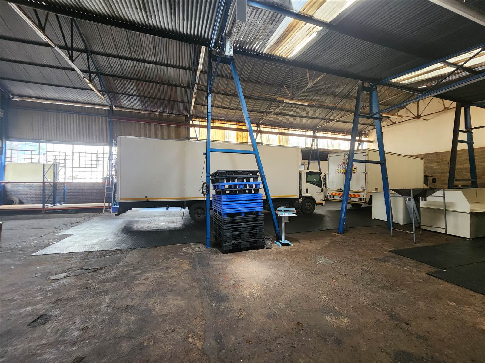 450  m² Industrial space in Eastleigh photo number 5