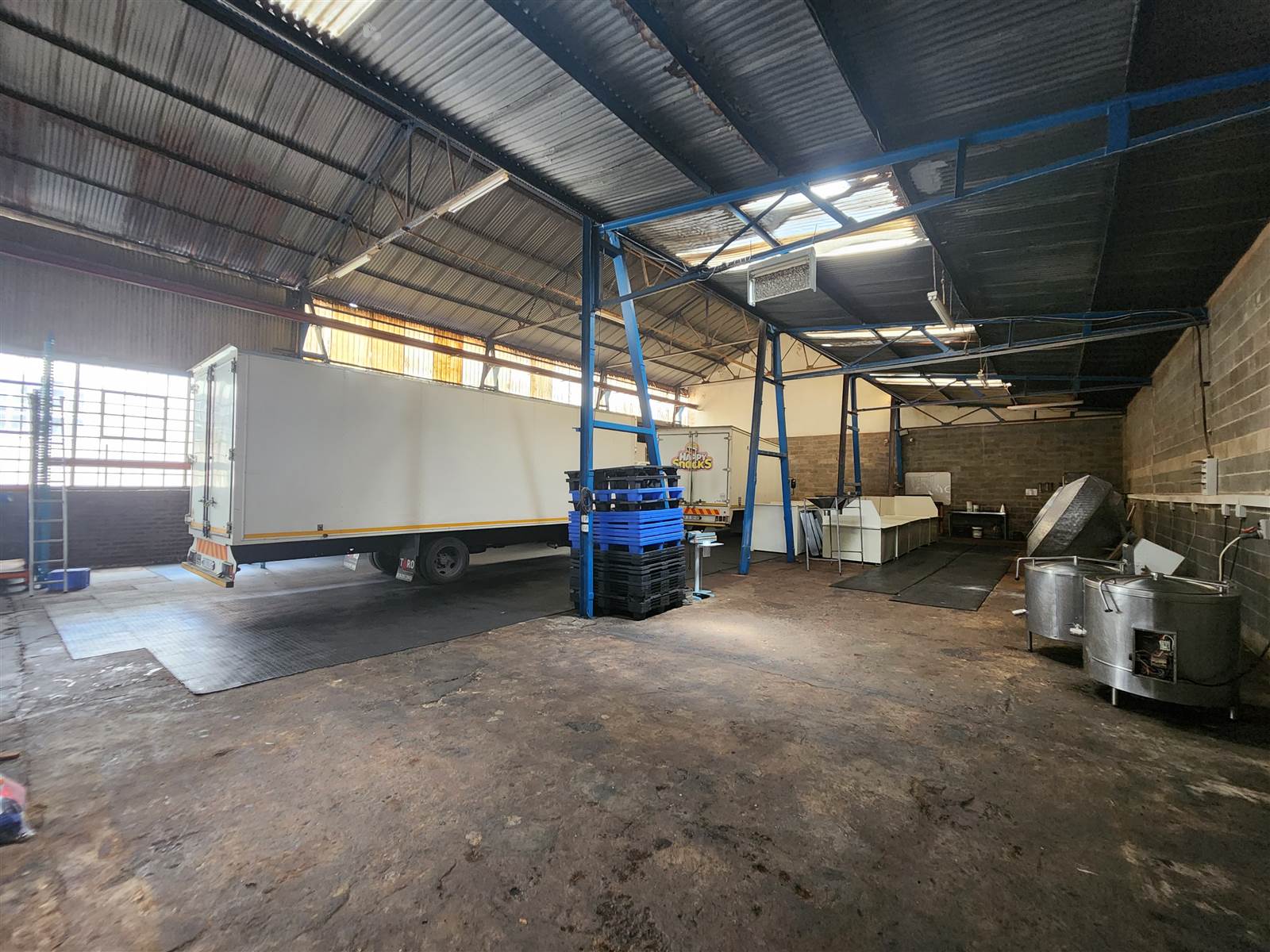 450  m² Industrial space in Eastleigh photo number 4