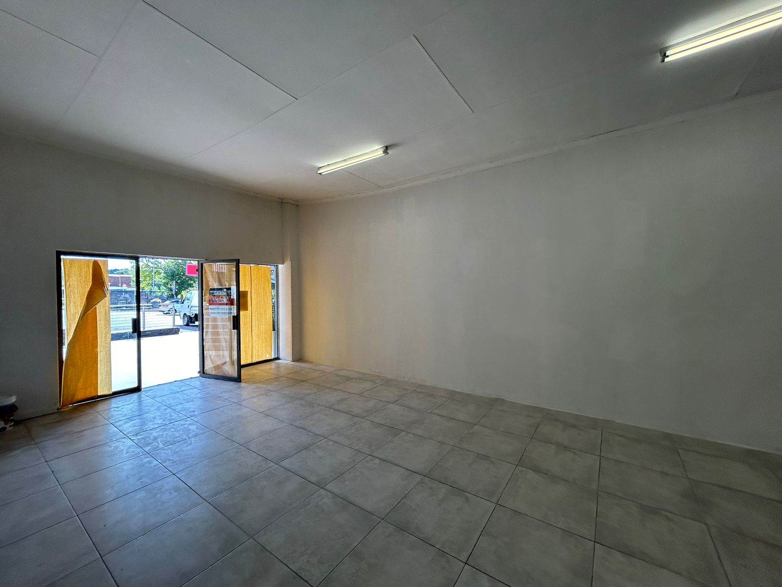 75  m² Commercial space in Randpark Ridge photo number 5