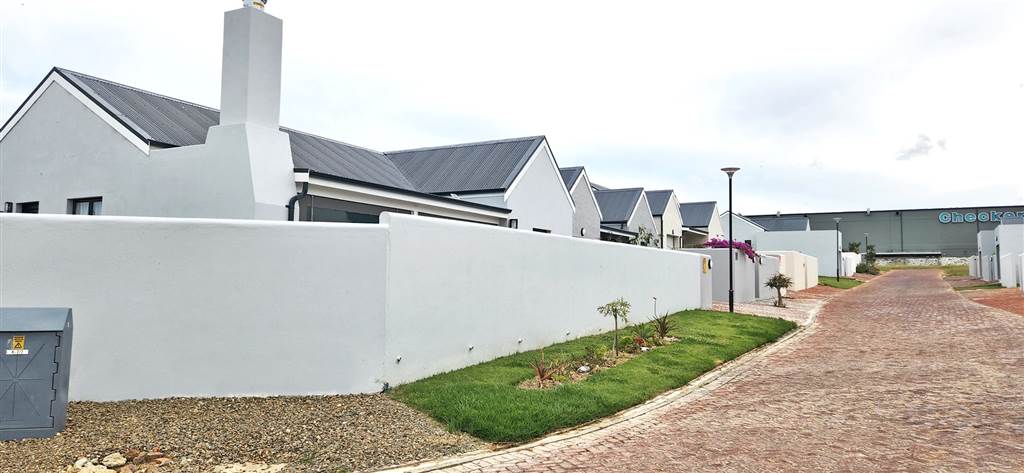 300 m² Land available in Bredasdorp photo number 3