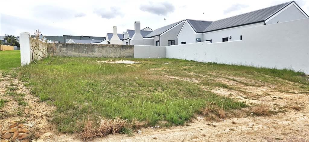 300 m² Land available in Bredasdorp photo number 2