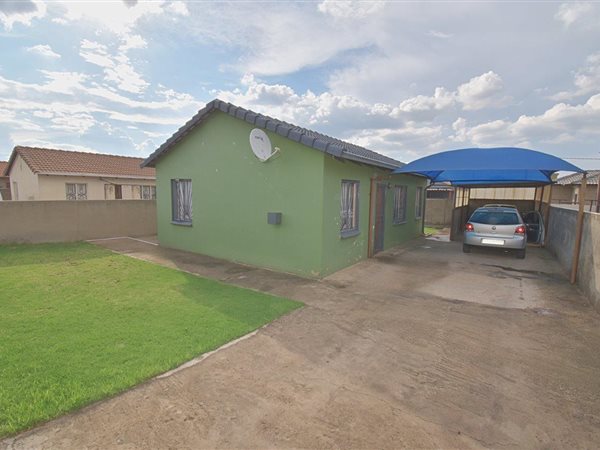 3 Bedroom House 3 Bedroom House