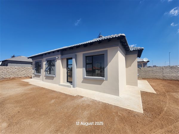 3 Bedroom House 3 Bedroom House