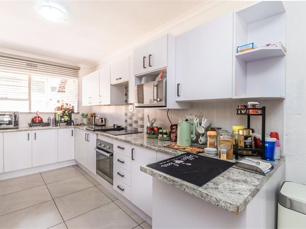 2 Bedroom Simplex