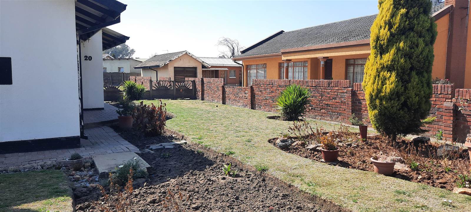 3 Bed House in Vereeniging Central photo number 2