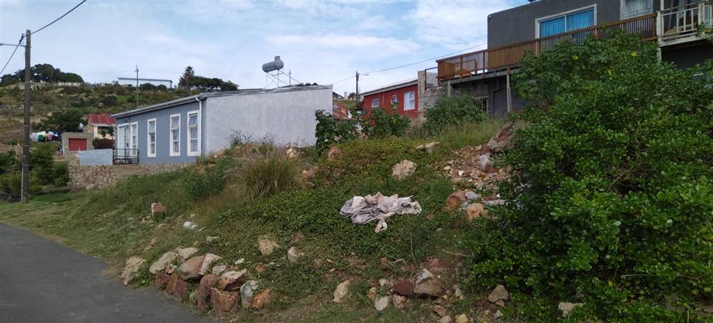2 Bed House in Mossel Bay Central photo number 4