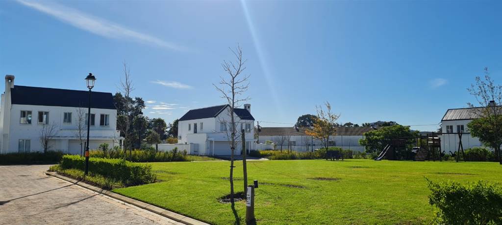 495 m² Land available in Koelenbosch Country Estate photo number 15