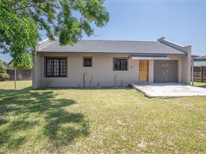 2 Bed Duet in Birdswood