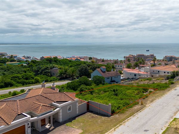 1 204 m² Land 1 204 m² Land
