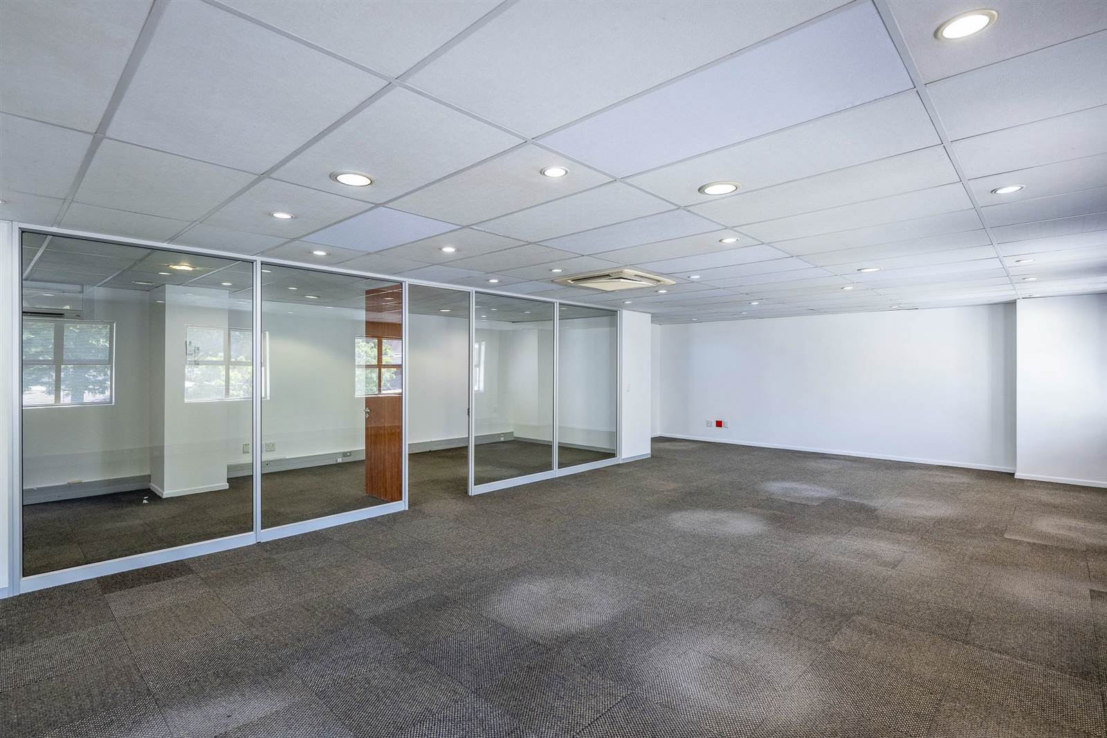 312  m² Commercial space in Bellville Central photo number 9