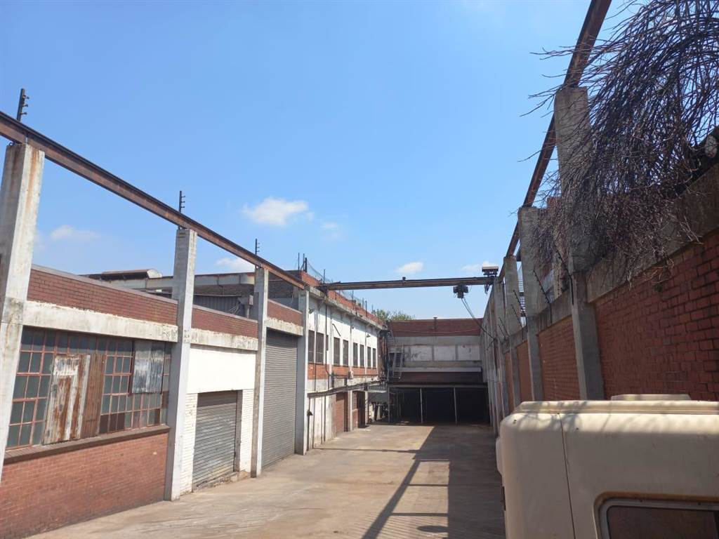 3000  m² Industrial space in Jeppestown photo number 4