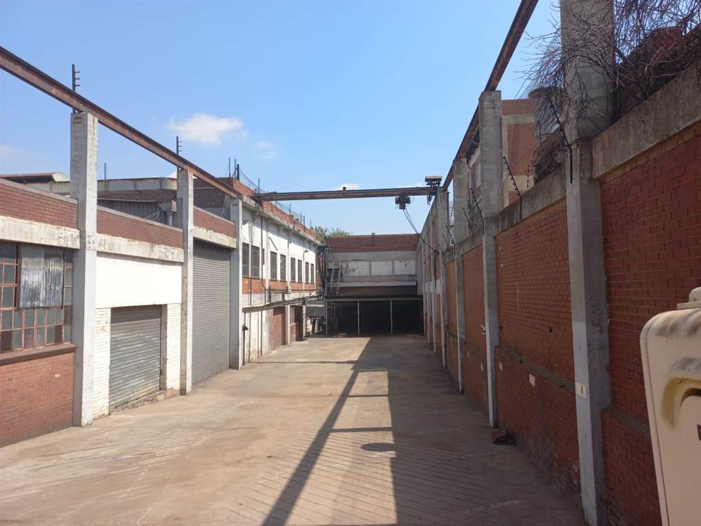 3000  m² Industrial space in Jeppestown photo number 3