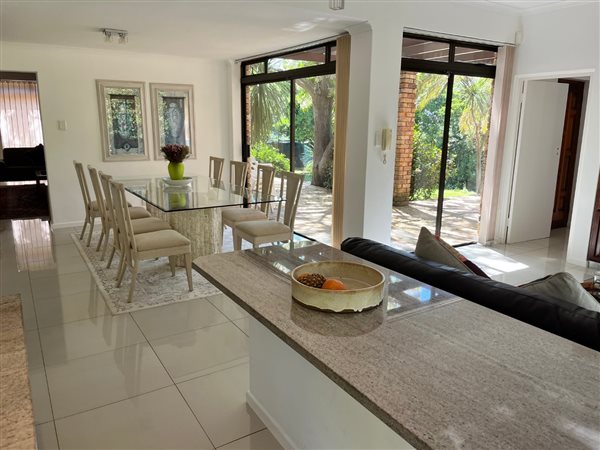 6 Bed House in Hout Bay and surrounds