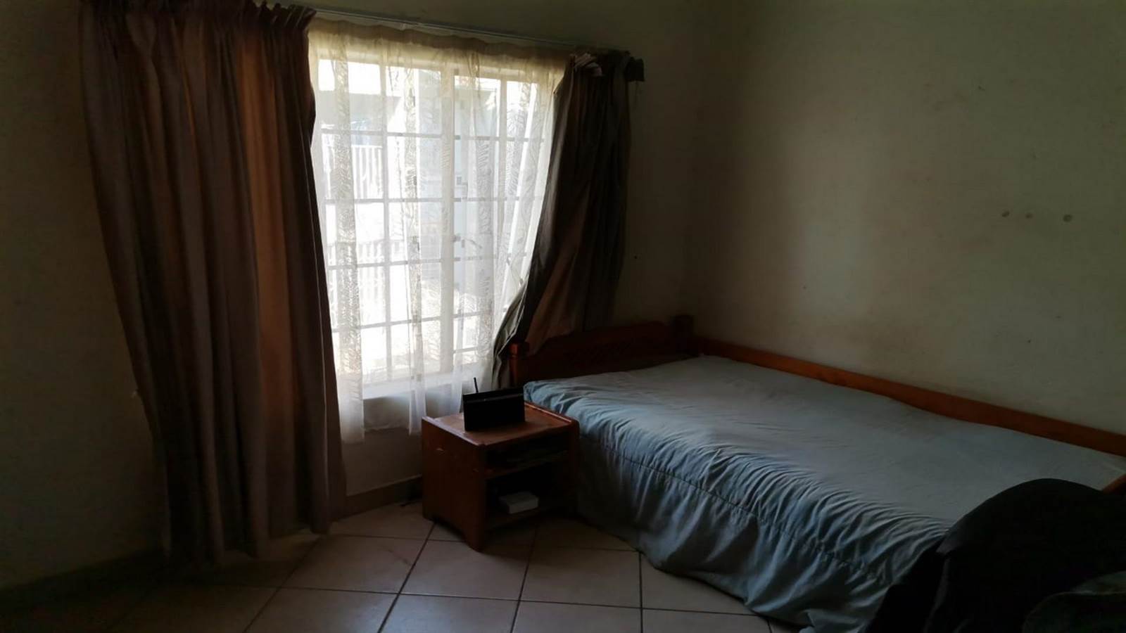 2 Bed Flat in Waterval East photo number 5