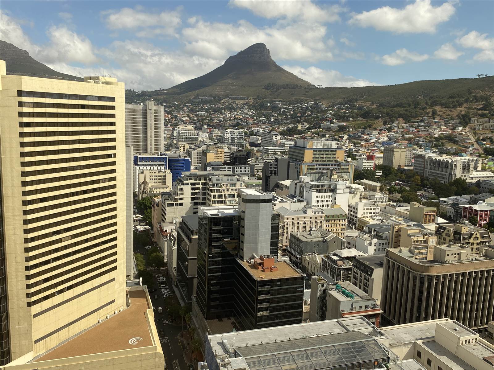 255  m² Commercial space in Cape Town City Centre photo number 14