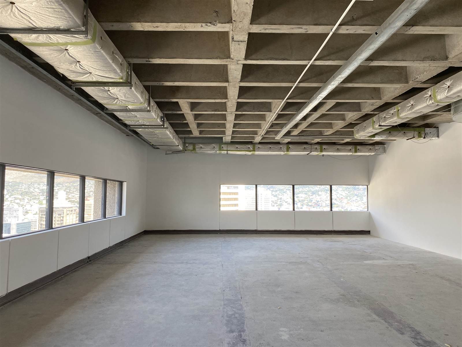 255  m² Commercial space in Cape Town City Centre photo number 9