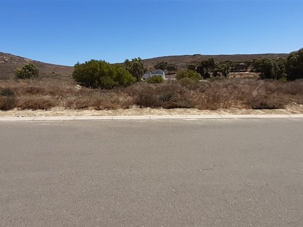 425 m² Land available in St Helena Views